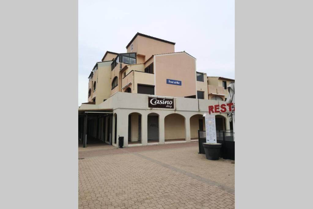 T2, Vue Sur Mer, Terrasse, Parking Prive Apartment